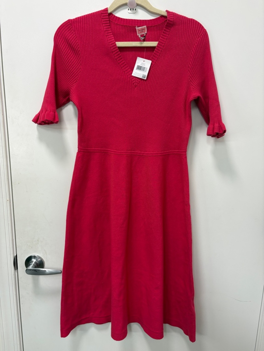 KATE SPADE V NECK SWEATER DRESS, SIZE M BRIGHT ROSE!